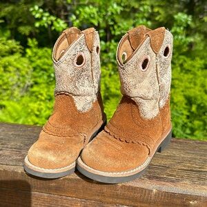 Ariat cowgirl boots, size 9 1/2 Toddler